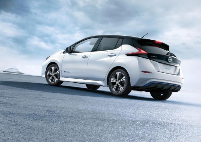 Nissan-leaf2-59b0349504b00