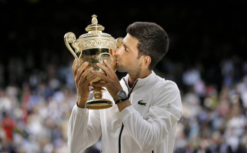 Djokovic vence a Federer en&nbsp;Inglaterra