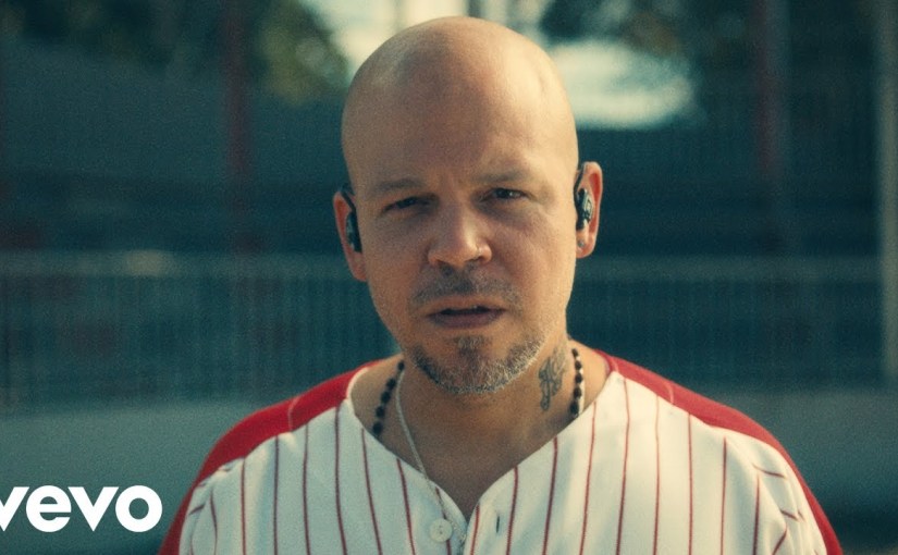 René – Residente